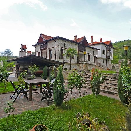 Парк - Хотел Макензен Melnik  Exterior foto