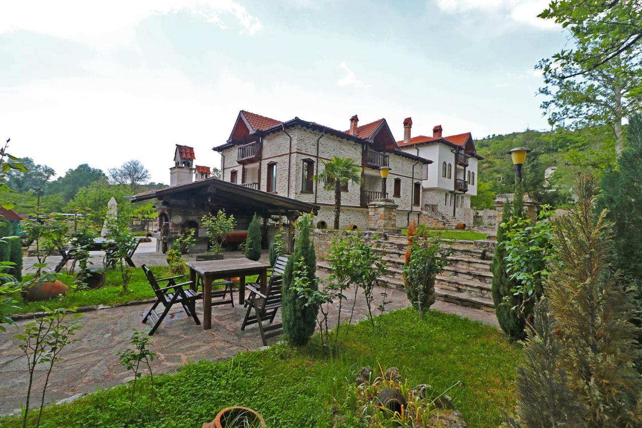 Парк - Хотел Макензен Melnik  Exterior foto
